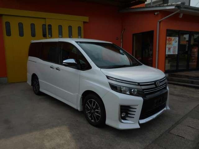 ヴォクシー ZS 煌II ETC 社外8インチナビフルセグ レーンアシスト 衝突被害軽減システム 両側電動スライドドア オートマチックハイビーム LEDヘッドランプ スマートキー アイドリングストップ 3列シート CVT(13枚目)