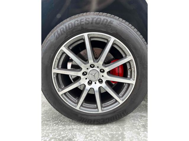 Ｇクラス Ｇ６３　ＡＭＧレザーエクスクルーシブパッケージ　４ＷＤ　ドライブレコーダー　ＥＴＣ　クリアランスソナー　オートクルーズコントロール　レーンアシスト　パワーシート　サンルーフ　オートライト　アルミホイール　スマートキー　アイドリングストップ（20枚目）
