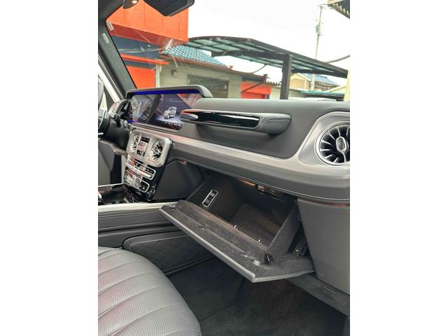 Ｇクラス Ｇ６３　ＡＭＧレザーエクスクルーシブパッケージ　４ＷＤ　ドライブレコーダー　ＥＴＣ　クリアランスソナー　オートクルーズコントロール　レーンアシスト　パワーシート　サンルーフ　オートライト　アルミホイール　スマートキー　アイドリングストップ（31枚目）