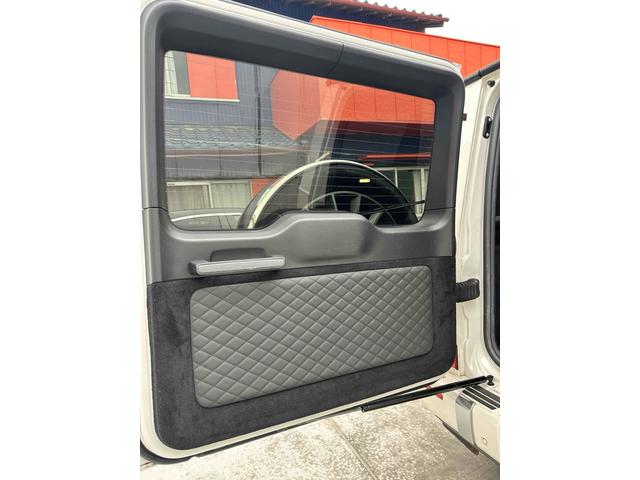 Ｇクラス Ｇ６３　ＡＭＧレザーエクスクルーシブパッケージ　４ＷＤ　ドライブレコーダー　ＥＴＣ　クリアランスソナー　オートクルーズコントロール　レーンアシスト　パワーシート　サンルーフ　オートライト　アルミホイール　スマートキー　アイドリングストップ（33枚目）