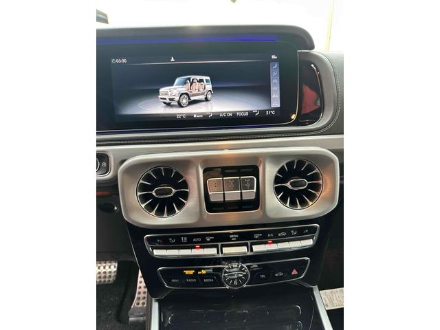 Ｇクラス Ｇ６３　ＡＭＧレザーエクスクルーシブパッケージ　４ＷＤ　ドライブレコーダー　ＥＴＣ　クリアランスソナー　オートクルーズコントロール　レーンアシスト　パワーシート　サンルーフ　オートライト　アルミホイール　スマートキー　アイドリングストップ（38枚目）