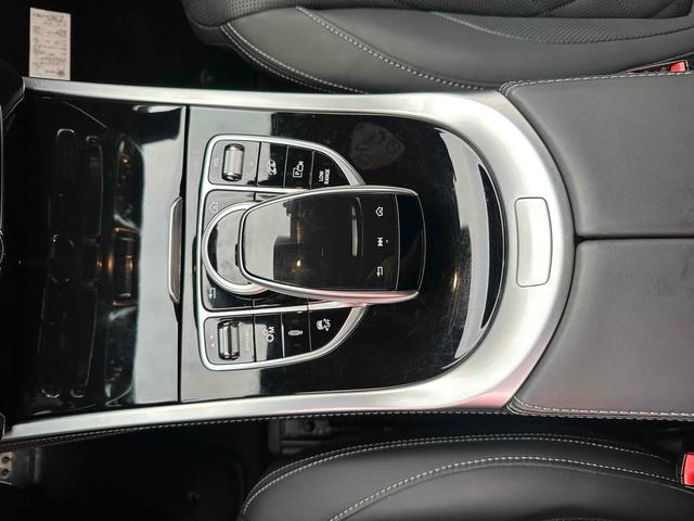 Ｇクラス Ｇ６３　ＡＭＧレザーエクスクルーシブパッケージ　４ＷＤ　ドライブレコーダー　ＥＴＣ　クリアランスソナー　オートクルーズコントロール　レーンアシスト　パワーシート　サンルーフ　オートライト　アルミホイール　スマートキー　アイドリングストップ（40枚目）
