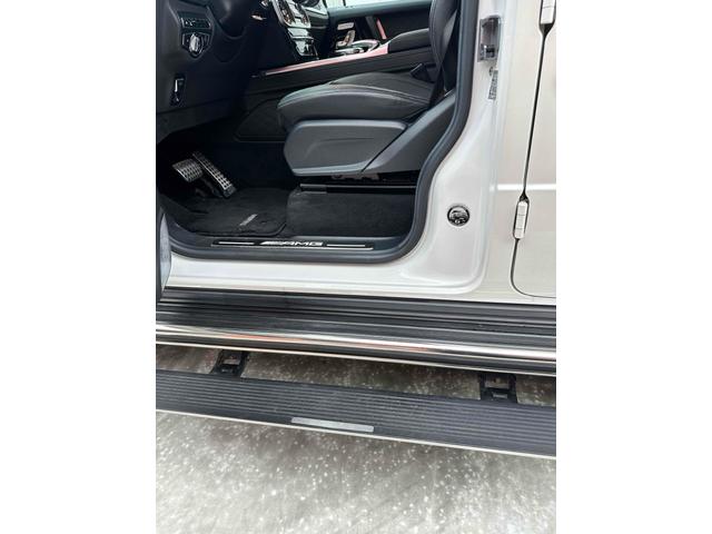 Ｇクラス Ｇ６３　ＡＭＧレザーエクスクルーシブパッケージ　４ＷＤ　ドライブレコーダー　ＥＴＣ　クリアランスソナー　オートクルーズコントロール　レーンアシスト　パワーシート　サンルーフ　オートライト　アルミホイール　スマートキー　アイドリングストップ（43枚目）