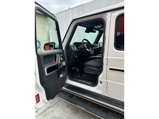 Ｇクラス Ｇ６３　ＡＭＧレザーエクスクルーシブパッケージ　４ＷＤ　ドライブレコーダー　ＥＴＣ　クリアランスソナー　オートクルーズコントロール　レーンアシスト　パワーシート　サンルーフ　オートライト　アルミホイール　スマートキー　アイドリングストップ（45枚目）