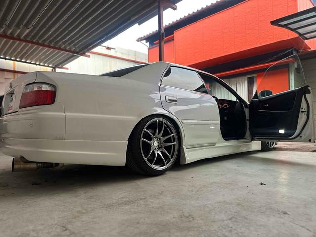 チェイサー ツアラーV グランドパッケージ ETC アルミホイール HID MT キーレスエントリー 電動格納ミラー ABS エアコン パワーステアリング パワーウィンドウ(12枚目)