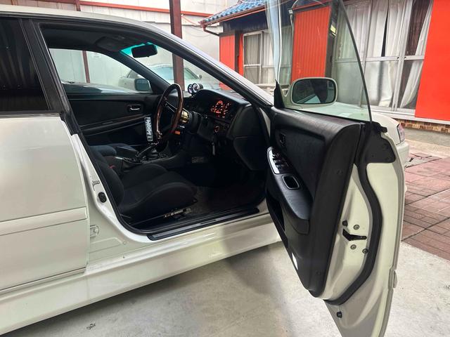 チェイサー ツアラーV グランドパッケージ ETC アルミホイール HID MT キーレスエントリー 電動格納ミラー ABS エアコン パワーステアリング パワーウィンドウ(13枚目)