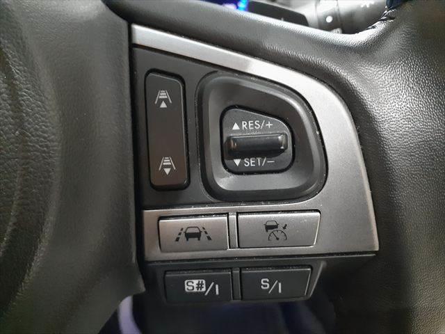 レガシィアウトバック リミテッド　本革シート　サンルーフ　純正ＳＤナビ　パワーシート　ルーフレール　禁煙車　バックカメラ　フルセグＴＶ　レーダークルーズコントロール　衝突軽減ブレーキ　ＬＥＤヘッドライト　ＥＴＣ　Ｂｌｕｅｔｏｏｔｈ対応（41枚目）