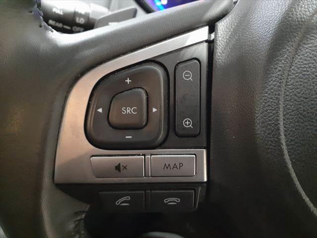 レガシィアウトバック リミテッド　本革シート　サンルーフ　純正ＳＤナビ　パワーシート　ルーフレール　禁煙車　バックカメラ　フルセグＴＶ　レーダークルーズコントロール　衝突軽減ブレーキ　ＬＥＤヘッドライト　ＥＴＣ　Ｂｌｕｅｔｏｏｔｈ対応（42枚目）