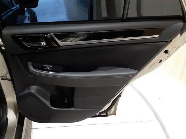 レガシィアウトバック リミテッド　本革シート　サンルーフ　純正ＳＤナビ　パワーシート　ルーフレール　禁煙車　バックカメラ　フルセグＴＶ　レーダークルーズコントロール　衝突軽減ブレーキ　ＬＥＤヘッドライト　ＥＴＣ　Ｂｌｕｅｔｏｏｔｈ対応（58枚目）