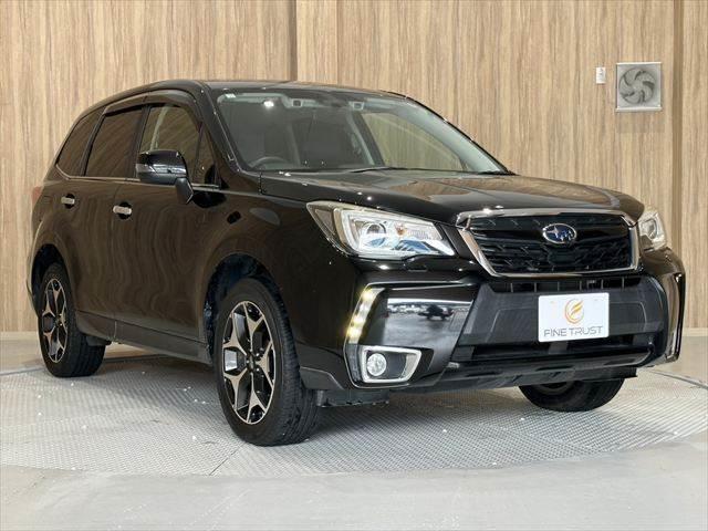 フォレスター Ｓ－リミテッド　４ＷＤ　アイサイト　禁煙車　純正ＳＤナビ　レーダークルーズコントロール　バックカメラ　本革シート　ＬＥＤヘッドライト　フルセグ　Ｂｌｕｅｔｏｏｔｈ　衝突軽減ブレーキ　ＥＴＣ　クリアランスソナー　ＢＳＭ（14枚目）