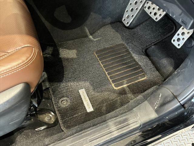 フォレスター アドバンス　４ＷＤ　本革茶シート　純正ＳＤナビ　レーダークルーズコントロール　フロントカメラ　サイドカメラ　バックカメラ　禁煙車　フルセグＴＶ　Ｂｌｕｅｔｏｏｔｈ　ＬＥＤヘッドライト　パワーシート　電動リアゲート（46枚目）