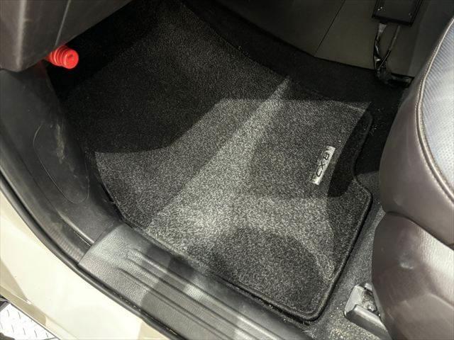 ＣＸ－８ ＸＤ　Ｌパッケージ　全周囲カメラ　純正ＳＤナビ　シートヒーター　パワーシート　ＥＴＣ　衝突軽減ブレーキ　フルセグＴＶ　Ｂｌｕｅｔｏｏｔｈ　本革シート　レーダークルーズコントロール　電動リアゲート　スマートキー（47枚目）