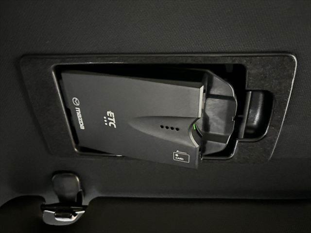 アテンザセダン ２５Ｓ　Ｌパッケージ　黒革　シートヒーター　マツダスピードエアロ　純正ＳＤナビ　レーダークルーズコントロール　パワーシート　禁煙車　バックカメラ　フルセグＴＶ　Ｂｌｕｅｔｏｏｔｈ　衝突軽減ブレーキ　クリアランスソナー（40枚目）
