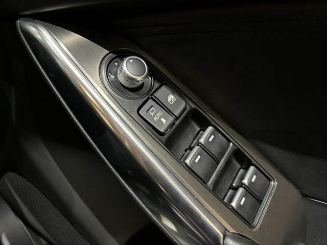アテンザセダン ２５Ｓ　Ｌパッケージ　黒革　シートヒーター　マツダスピードエアロ　純正ＳＤナビ　レーダークルーズコントロール　パワーシート　禁煙車　バックカメラ　フルセグＴＶ　Ｂｌｕｅｔｏｏｔｈ　衝突軽減ブレーキ　クリアランスソナー（43枚目）