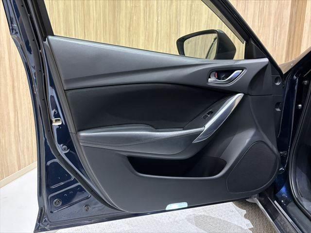 アテンザワゴン ＸＤ　プロアクティブ　純正ＳＤナビ　バックカメラ　ＥＴＣ　禁煙車　レーダークルーズコントロール　衝突軽減ブレーキ　フルセグ　Ｂｌｕｅｔｏｏｔｈ　ＬＥＤヘッドライト　ルーフレール　ブラインドスポットモニター　電動格納ミラー（61枚目）