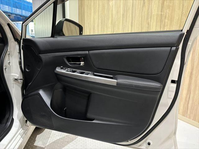 インプレッサG4 2.0i-Sアイサイト レーダークルーズコントロール ハーフレザーシート SDナビ バックカメラ ETC フルセグTV Bluetooth HIDヘッドライト パワーシート クリアランスソナー スマートキー(56枚目)