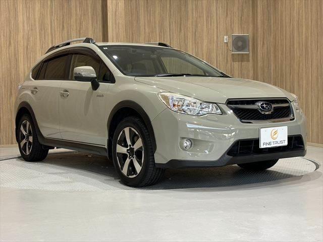 ＸＶハイブリッド ２．０ｉ－Ｌ　アイサイト　４ＷＤ　純正ＳＤナビ　バックカメラ　レーダークルーズコントロール　衝突軽減ブレーキ　パワーシート　ＥＴＣ　ブルートゥース　フルセグＴＶ　ＥＴＣ　ＭＴモード付　純正１７インチアルミホイール　スマートキー（16枚目）