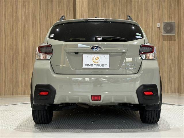 ＸＶハイブリッド ２．０ｉ－Ｌ　アイサイト　４ＷＤ　純正ＳＤナビ　バックカメラ　レーダークルーズコントロール　衝突軽減ブレーキ　パワーシート　ＥＴＣ　ブルートゥース　フルセグＴＶ　ＥＴＣ　ＭＴモード付　純正１７インチアルミホイール　スマートキー（19枚目）