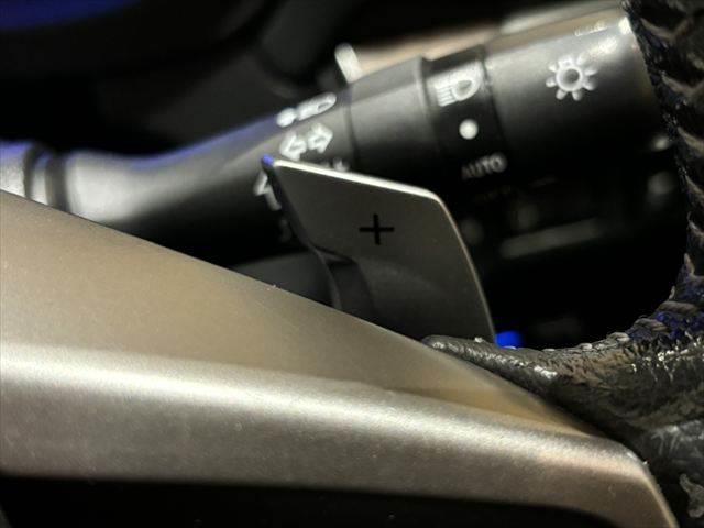 ＸＶハイブリッド ２．０ｉ－Ｌ　アイサイト　４ＷＤ　純正ＳＤナビ　バックカメラ　レーダークルーズコントロール　衝突軽減ブレーキ　パワーシート　ＥＴＣ　ブルートゥース　フルセグＴＶ　ＥＴＣ　ＭＴモード付　純正１７インチアルミホイール　スマートキー（43枚目）