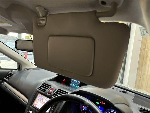 ＸＶハイブリッド ２．０ｉ－Ｌ　アイサイト　４ＷＤ　純正ＳＤナビ　バックカメラ　レーダークルーズコントロール　衝突軽減ブレーキ　パワーシート　ＥＴＣ　ブルートゥース　フルセグＴＶ　ＥＴＣ　ＭＴモード付　純正１７インチアルミホイール　スマートキー（51枚目）