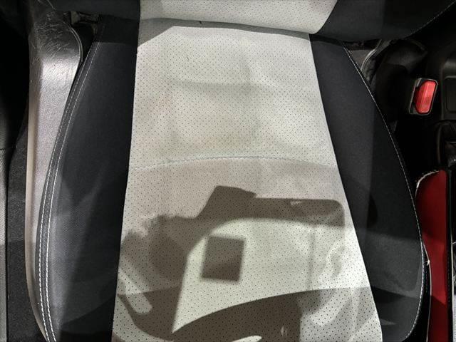 ＸＶハイブリッド ２．０ｉ－Ｌ　アイサイト　４ＷＤ　純正ＳＤナビ　バックカメラ　レーダークルーズコントロール　衝突軽減ブレーキ　パワーシート　ＥＴＣ　ブルートゥース　フルセグＴＶ　ＥＴＣ　ＭＴモード付　純正１７インチアルミホイール　スマートキー（57枚目）