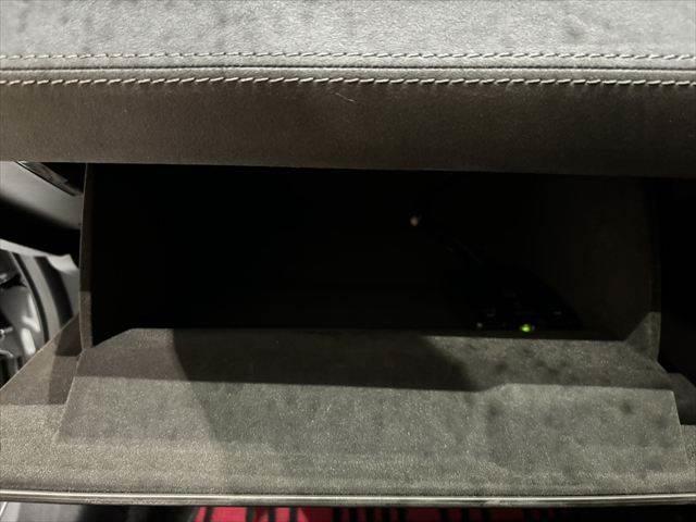 ☆グローブボックス