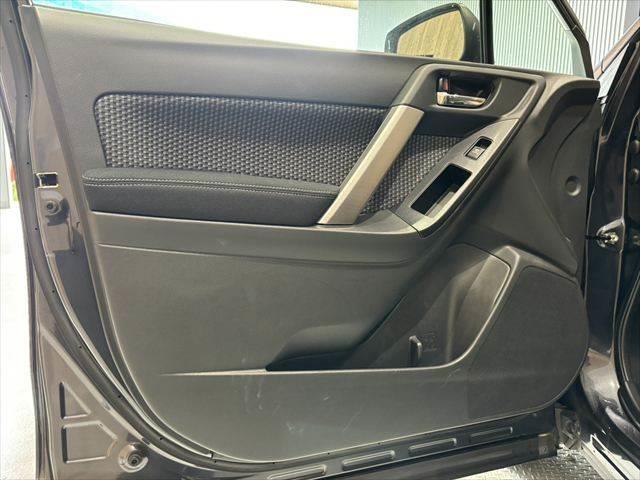 フォレスター 2.0i 6速MTシフト バックカメラ 純正SDナビ Bluetooth対応 禁煙車 USBポート フルセグ LEDヘッドライト ETC 禁煙車 4WD 電動格納ミラー キーレス 純正17インチアルミホイール(53枚目)