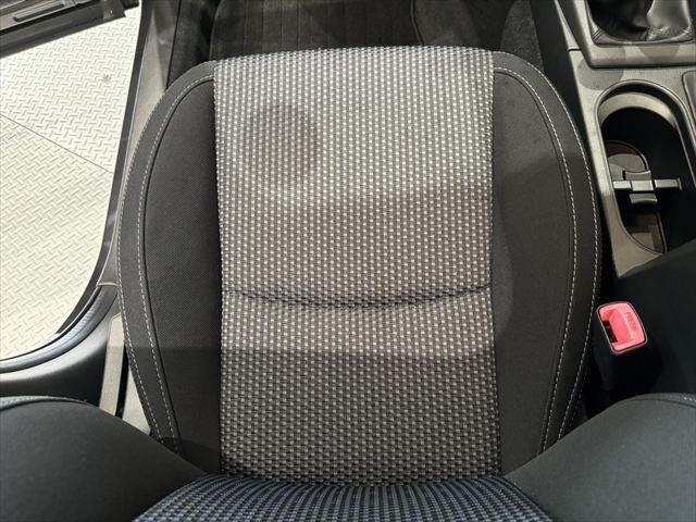 フォレスター 2.0i 6速MTシフト バックカメラ 純正SDナビ Bluetooth対応 禁煙車 USBポート フルセグ LEDヘッドライト ETC 禁煙車 4WD 電動格納ミラー キーレス 純正17インチアルミホイール(55枚目)