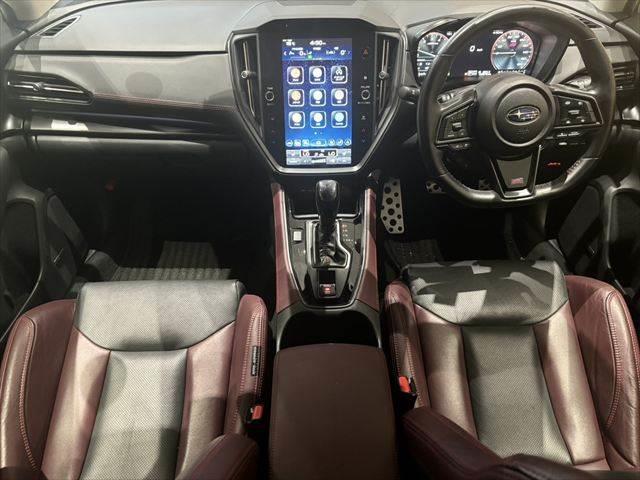 レヴォーグ STIスポーツ EX 純正11.6インチナビ 全周囲カメラ レーダークルーズコントロール 本革シート パワーシート 電動リアゲート フルセグTV Bluetooth 衝突軽減ブレーキ シートヒーター 禁煙車(3枚目)