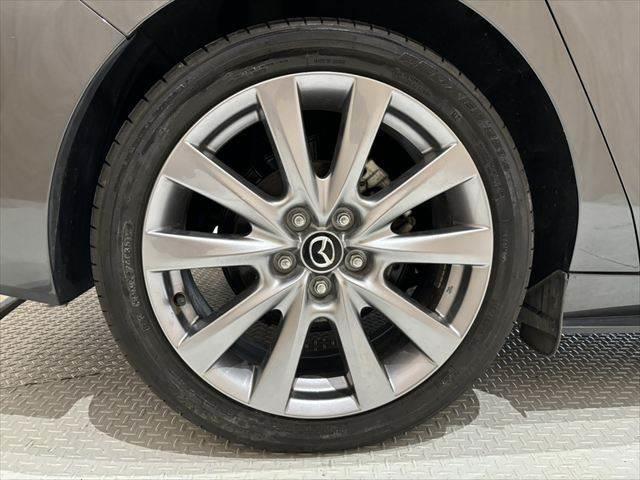 ＭＡＺＤＡ３セダン ＸＤ　Ｌパッケージ　ＢＯＳＥサウンド　白革シート　アイアクティブセンス　全周囲カメラ　ステアリングヒーター　禁煙車　純正８．８インチナビ　レーダークルーズコントロール　フルセグＴＶ　Ｂｌｕｅｔｏｏｔｈ　パワーシート（26枚目）