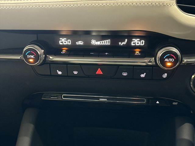 ＭＡＺＤＡ３セダン ＸＤ　Ｌパッケージ　ＢＯＳＥサウンド　白革シート　アイアクティブセンス　全周囲カメラ　ステアリングヒーター　禁煙車　純正８．８インチナビ　レーダークルーズコントロール　フルセグＴＶ　Ｂｌｕｅｔｏｏｔｈ　パワーシート（36枚目）