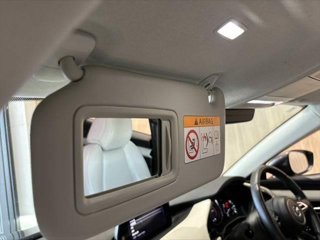 ＭＡＺＤＡ３セダン ＸＤ　Ｌパッケージ　ＢＯＳＥサウンド　白革シート　アイアクティブセンス　全周囲カメラ　ステアリングヒーター　禁煙車　純正８．８インチナビ　レーダークルーズコントロール　フルセグＴＶ　Ｂｌｕｅｔｏｏｔｈ　パワーシート（50枚目）