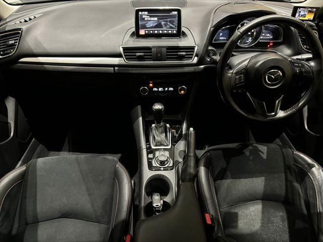 アクセラスポーツ XD サンルーフ アイアクティブセンス BOSEサウンド 純正SDナビ 禁煙車 レーダークルーズコントロール Bluetooth シートヒーター LEDヘッドライト ハーフレザーシート パワーシート ETC(3枚目)