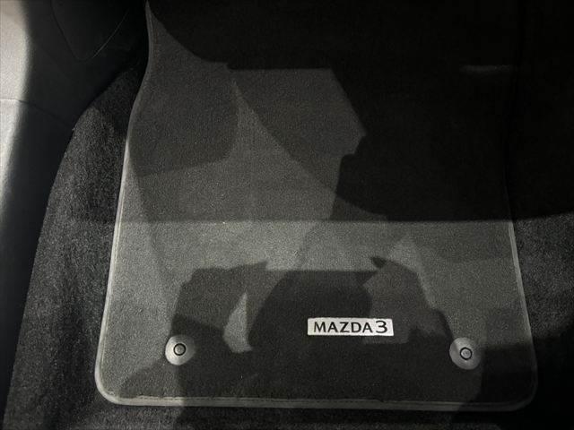 MAZDA3セダン XD Lパッケージ 全方位カメラ 本革黒シート 純正8.8インチナビ ステアリングヒーター 禁煙車 レーダークルーズコントロール ETC フルセグTV Bluetooth LEDヘッドライト パワーシート シートヒーター(48枚目)