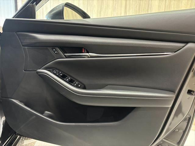 MAZDA3セダン XD Lパッケージ 全方位カメラ 本革黒シート 純正8.8インチナビ ステアリングヒーター 禁煙車 レーダークルーズコントロール ETC フルセグTV Bluetooth LEDヘッドライト パワーシート シートヒーター(54枚目)