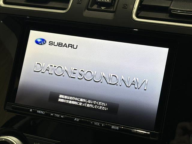 フォレスター Ｓ－リミテッド　４ＷＤ　後期型　アドバンスドセイフティＰＫＧ　純正ＳＤナビ　バックカメラ　パワーシート　禁煙車　シートヒーター　パワーシート　ルーフレール　ブルートゥース　フルセグＴＶ　ＥＴＣ　ＭＴモード付　盗難防止（4枚目）