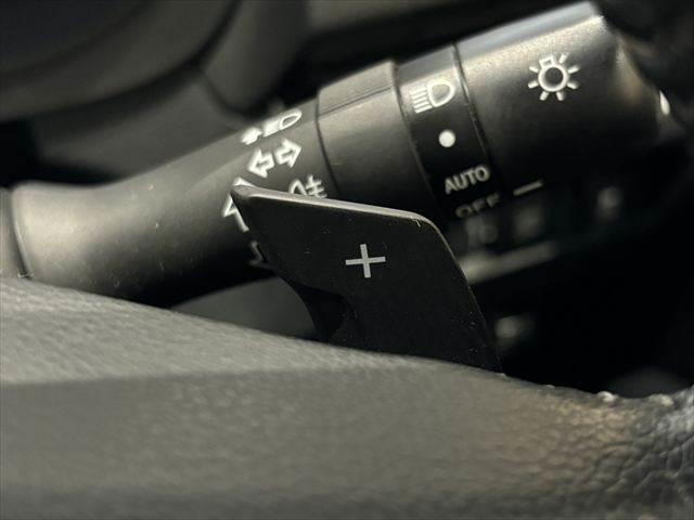 フォレスター Ｓ－リミテッド　４ＷＤ　後期型　アドバンスドセイフティＰＫＧ　純正ＳＤナビ　バックカメラ　パワーシート　禁煙車　シートヒーター　パワーシート　ルーフレール　ブルートゥース　フルセグＴＶ　ＥＴＣ　ＭＴモード付　盗難防止（44枚目）