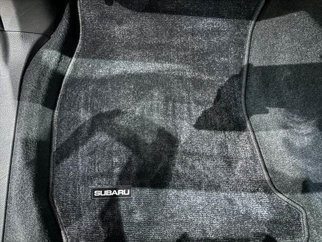 フォレスター Ｓ－リミテッド　４ＷＤ　後期型　アドバンスドセイフティＰＫＧ　純正ＳＤナビ　バックカメラ　パワーシート　禁煙車　シートヒーター　パワーシート　ルーフレール　ブルートゥース　フルセグＴＶ　ＥＴＣ　ＭＴモード付　盗難防止（50枚目）