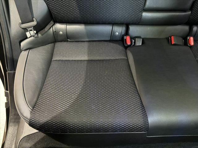 フォレスター Ｓ－リミテッド　４ＷＤ　後期型　アドバンスドセイフティＰＫＧ　純正ＳＤナビ　バックカメラ　パワーシート　禁煙車　シートヒーター　パワーシート　ルーフレール　ブルートゥース　フルセグＴＶ　ＥＴＣ　ＭＴモード付　盗難防止（61枚目）