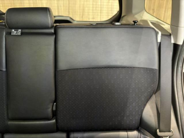 フォレスター Ｓ－リミテッド　４ＷＤ　後期型　アドバンスドセイフティＰＫＧ　純正ＳＤナビ　バックカメラ　パワーシート　禁煙車　シートヒーター　パワーシート　ルーフレール　ブルートゥース　フルセグＴＶ　ＥＴＣ　ＭＴモード付　盗難防止（66枚目）