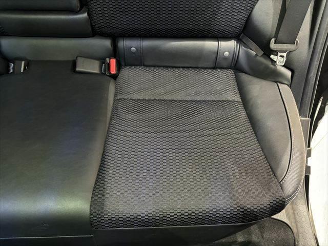 フォレスター Ｓ－リミテッド　４ＷＤ　後期型　アドバンスドセイフティＰＫＧ　純正ＳＤナビ　バックカメラ　パワーシート　禁煙車　シートヒーター　パワーシート　ルーフレール　ブルートゥース　フルセグＴＶ　ＥＴＣ　ＭＴモード付　盗難防止（67枚目）