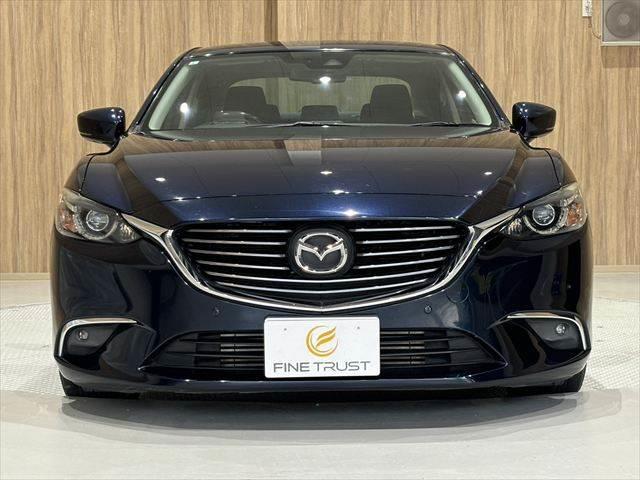 当社自慢のお車です。装備・機関系チェック済み♪横にこの車のセールスポイントを、写真と説明でアピールしてあります♪まずはご覧になってください。