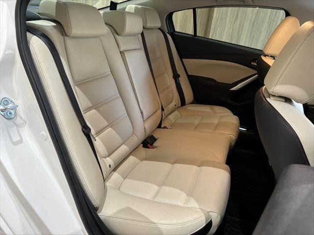 アテンザセダン XD Lパッケージ 白本革シート BOSEサウンド 純正SDナビ レーダークルーズコントロール バックカメラ 禁煙車 シートヒーター パワーシート ブルートゥース フルセグ ETC2.0 LEDヘッドライト(9枚目)