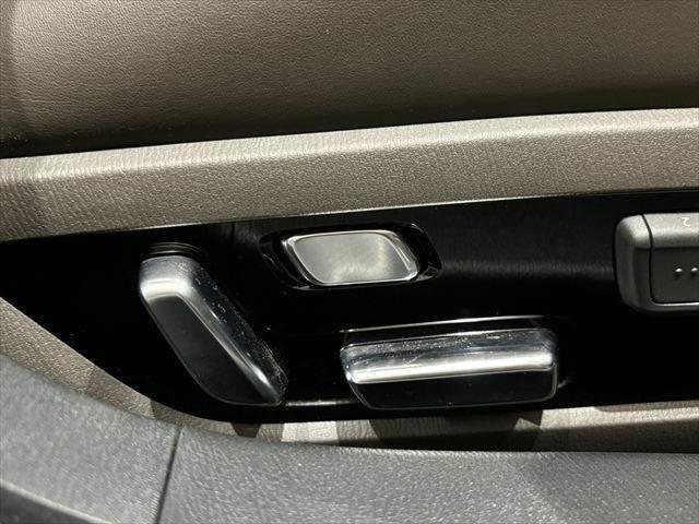 アテンザセダン 25S Lパッケージ 本革シート 禁煙車 衝突軽減ブレーキ 純正SDナビ フルセグ Bluetooth LEDヘッドライト シートエアコン シートヒーター パワーシート BOSEサウンド レーダークルーズコントロール(45枚目)