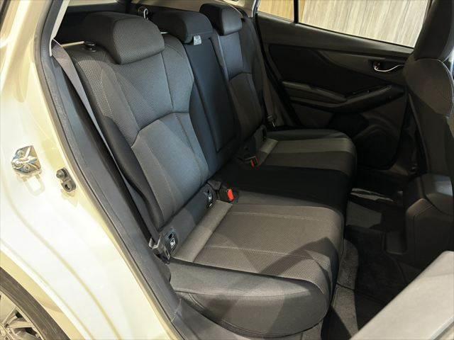 ☆運転席側２列目シート