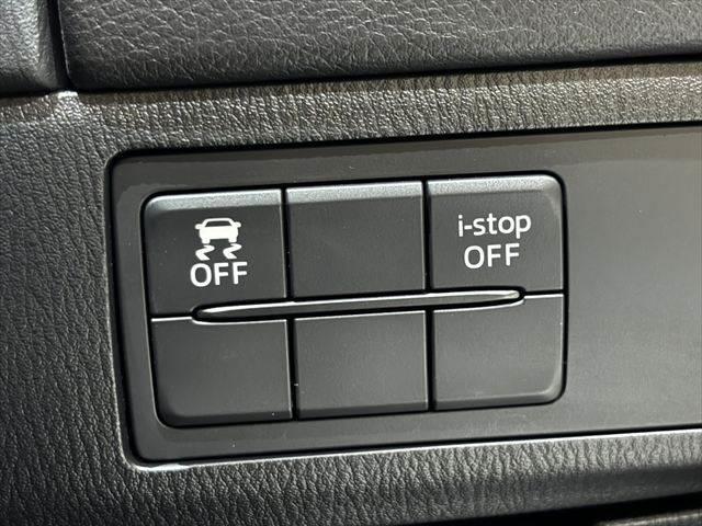 アテンザセダン XD 純正SDナビ バックカメラ ETC 禁煙車 クルーズコントロール LEDヘッドライト Bluetooth フルセグTV 衝突軽減ブレーキ 純正17インチアルミホイール スマートキー プッシュスタート(8枚目)