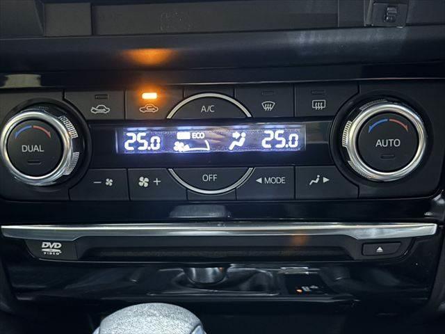 アテンザセダン XD 純正SDナビ バックカメラ ETC 禁煙車 クルーズコントロール LEDヘッドライト Bluetooth フルセグTV 衝突軽減ブレーキ 純正17インチアルミホイール スマートキー プッシュスタート(40枚目)