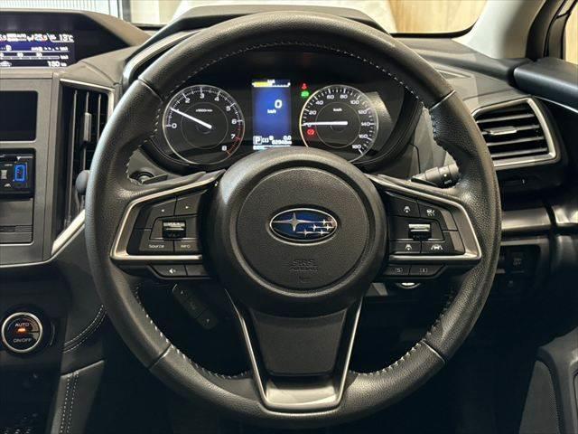 インプレッサＧ４ ２．０ｉ－Ｌ　アイサイト　４ＷＤ　レーダークルーズコントロール　衝突軽減ブレーキ　ＥＴＣ　オートエアコン　スマートキー　ミュージックサーバー　ＵＳＢポート　ＬＥＤヘッドライト　アイドリングストップ　電動格納ミラー（9枚目）