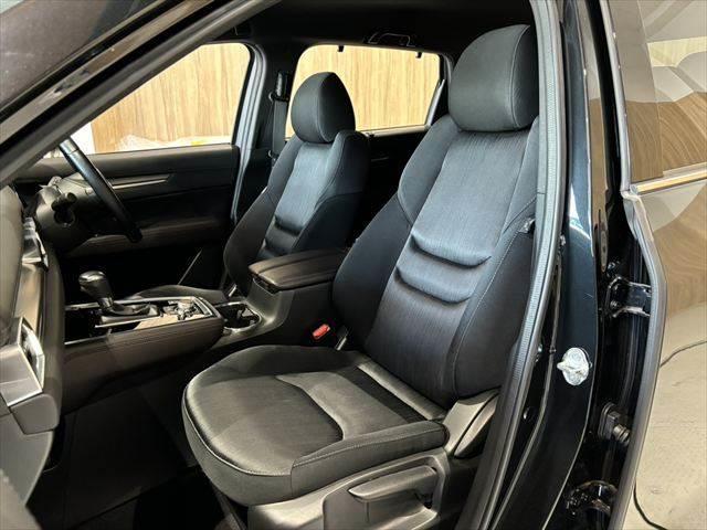 CX-8 XDプロアクティブ ディーゼルターボ 純正SDナビ 全周囲カメラ シートヒーター パワーシート レーダークルーズコントロール 禁煙車 フルセグTV ブルートゥース 衝突軽減 LEDヘッド スマートキー コーナーセンサー(32枚目)