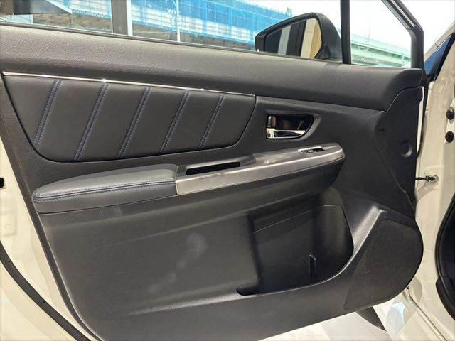 レヴォーグ 1.6GT-Sアイサイト 純正SDナビ 後席フリップダウンモニター Bカメラ 衝突軽減ブレーキ レーダークルーズコントロール パワーシート フルセグ Bluetooth クリアランスソナー 4WD ETC LEDヘッドライト(62枚目)